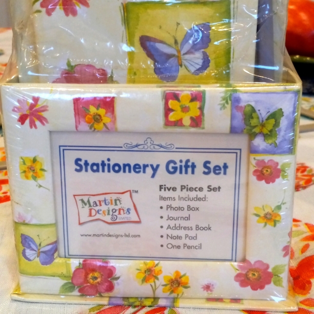 Martin Designs 5 Piece Gift Set Stationery